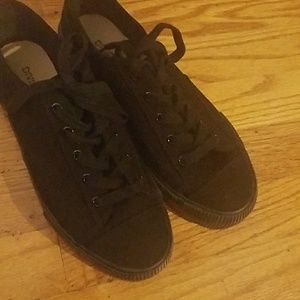 Lil platform sneakers